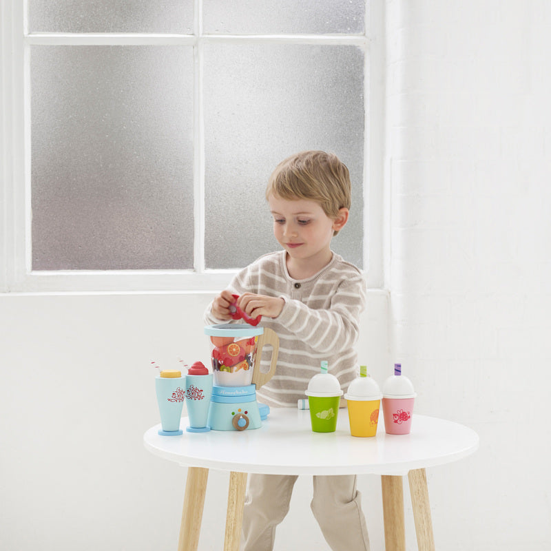 Le Toy Van Fruit and Smooth Blender Set Le Toy Van Toy Kitchens & Play Food at Little Earth Nest Eco Shop Le Toy Van Blender Set - Little Earth Nest Geelong Online Store Australia