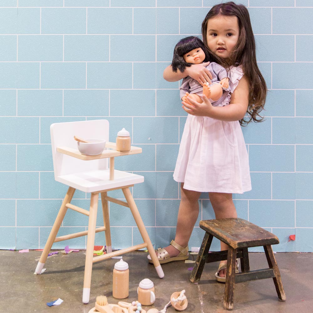 Make Me Iconic Doll Accessory Kit Make Me Iconic Dolls, Playsets & Toy Figures at Little Earth Nest Eco Shop Geelong Online Store Australia